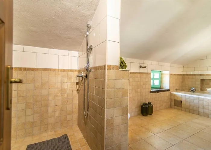 La Premier By Kompas Villa Ladici